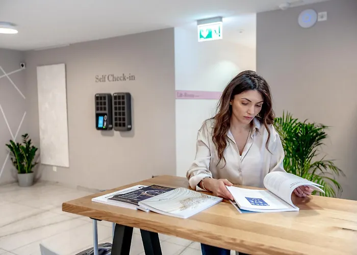 Miralago Locarno Easy - Easy Self Check-in *